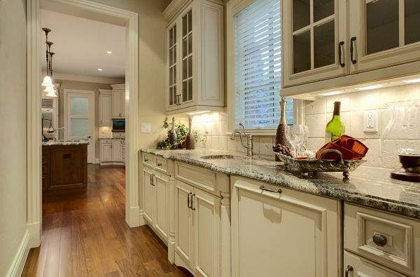 Butlers Pantry Installation in Boerne